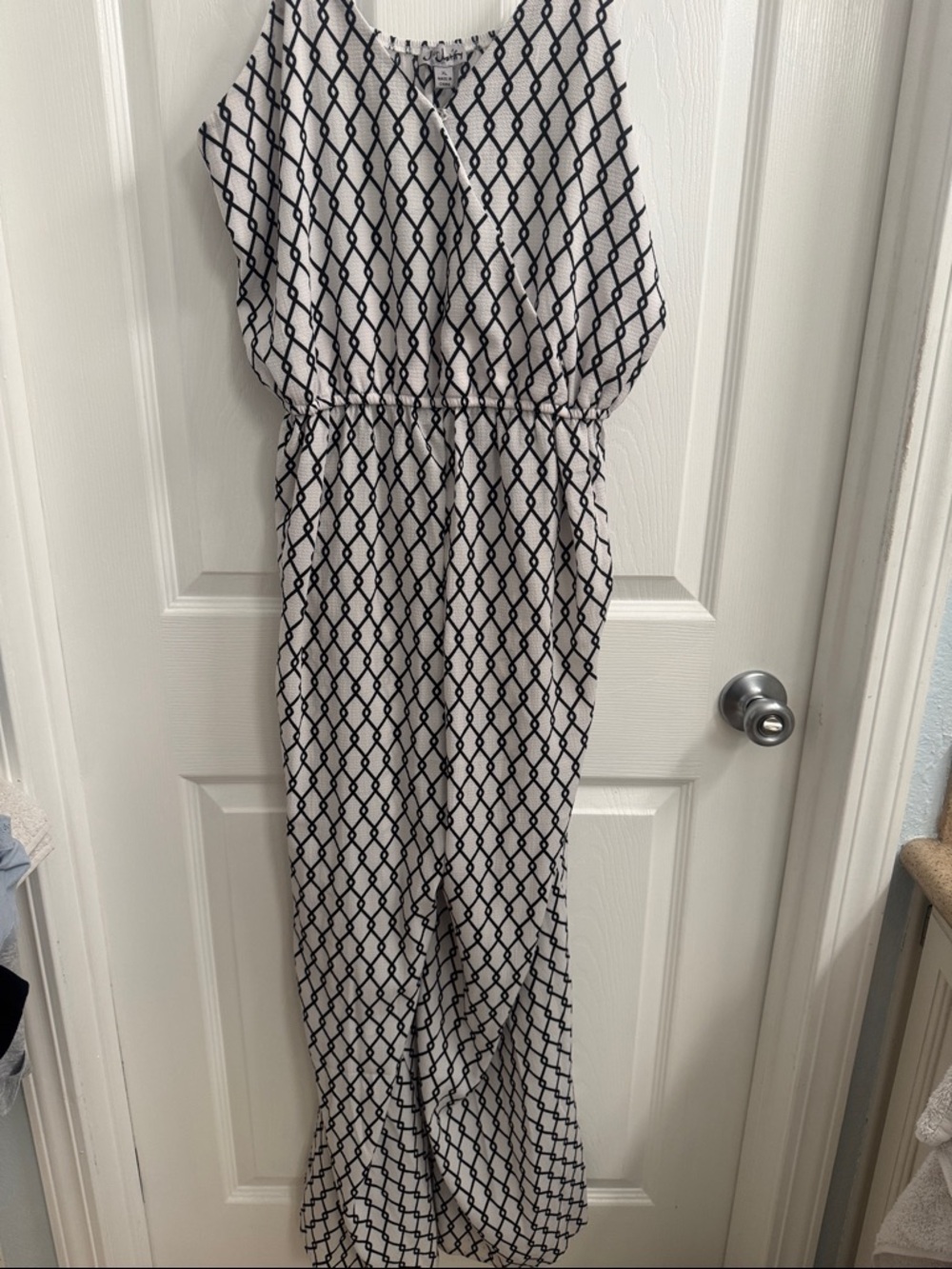 Women's Black & White Patterned Maxi Dress